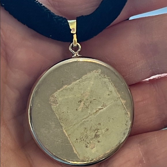 Antique Essex Crystal Reverse Painted Scottie Dog Pendant on Black Velvet Choker - Picture 7 of 11